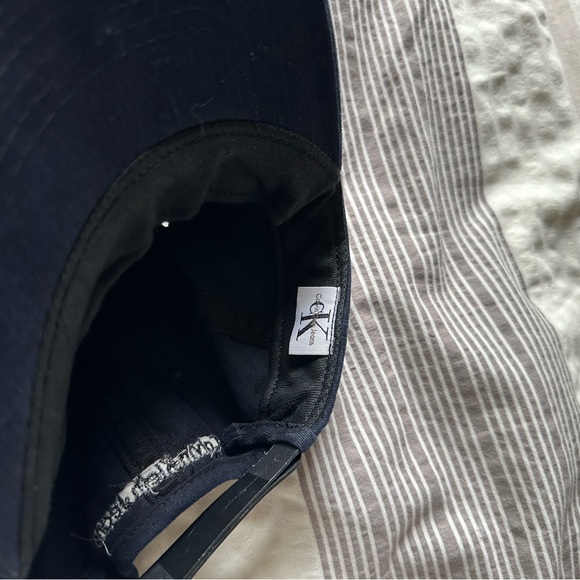 calvin klein vintage 90s cap 🫐 - Picture 4 of 5